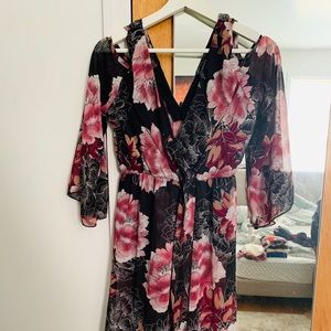 Maxi floral themed dress.